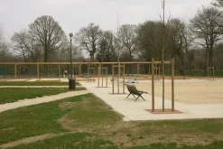 Piquet-tuteur rond en pin CL4 épointé Piquets Bois